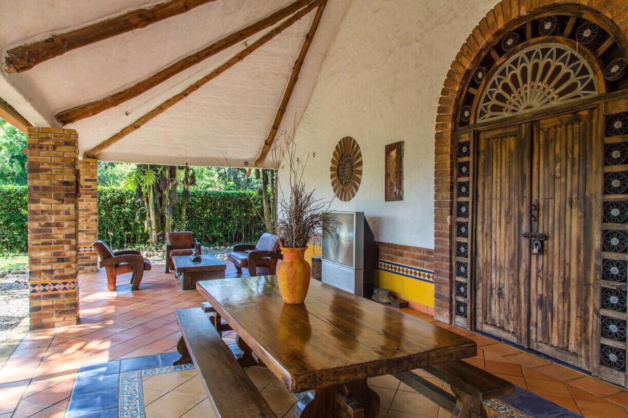 Hotel Hacienda Gualanday Apiay Esterno foto
