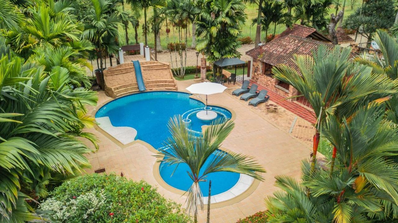 Hotel Hacienda Gualanday Apiay Esterno foto
